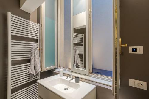 Apartamento Suite Broletto - By Myhomeincomo