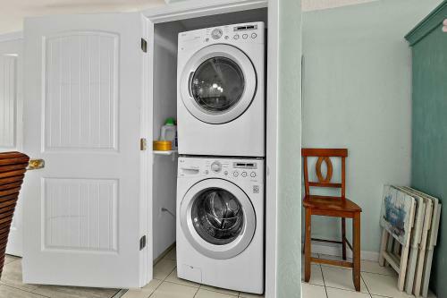 Ponce De Leon Towers 507