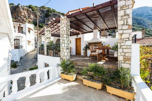 Villa The Bridge House
