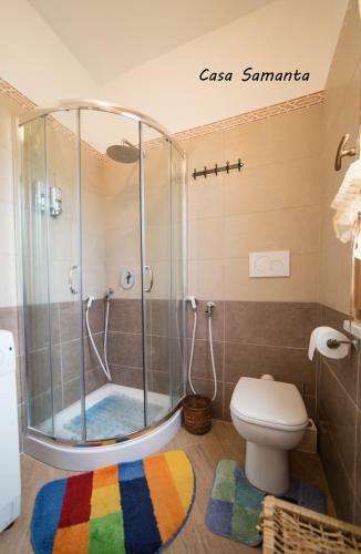 A & B Holiday Home