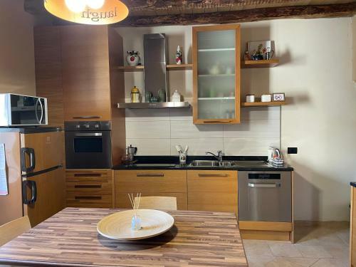 Apartamento La Casa Sul Sasso In Town Serviced Accommodations