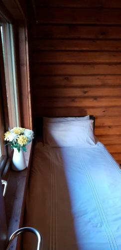 Glenmhor Log Cabin