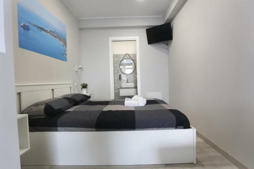 Hostal Ag Luxury Rooms