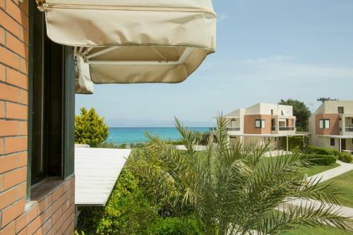 F & B Summer Collection - Villa Dihtia On The Sea