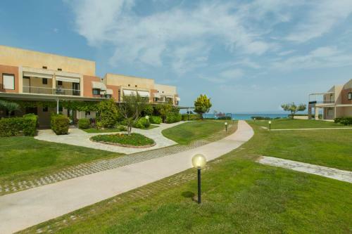 F & B Summer Collection - Villa Dihtia On The Sea