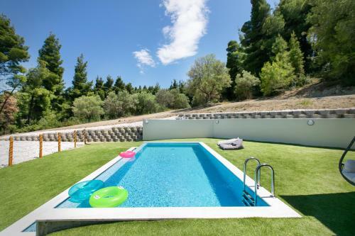 The Euphoria Club Luxury Villas