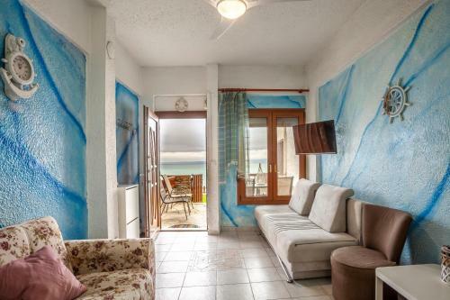 Rafaella Sea View Apartments