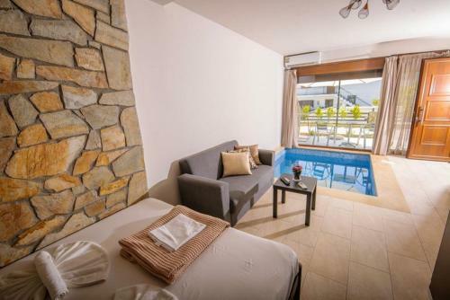 Hostal Stone Suites