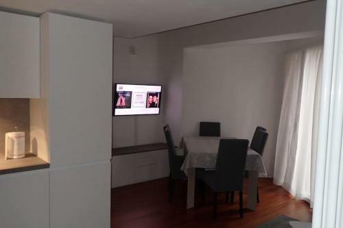 Apartamento Incantevole Appartamento Con Piscina E Vista Monti