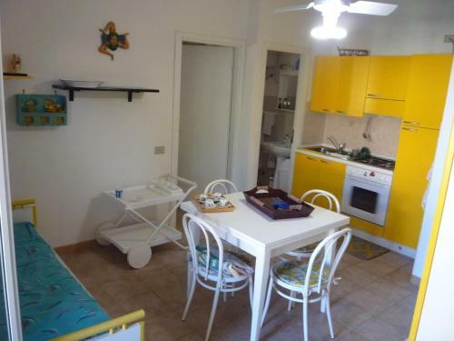 Graziosa Casa In Residence - Centrale - 2 Passi Dalla Spiaggia E Dal Castello