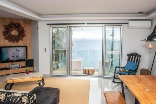 ?cean Blue Apartment In Chania
