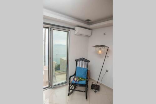 ?cean Blue Apartment In Chania