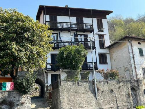 Apartamento -appartamento Il Molo- A Due Passi Del Lago