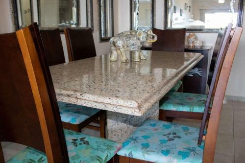 C041 - Edif�cio Pratagy - Apartamento 41