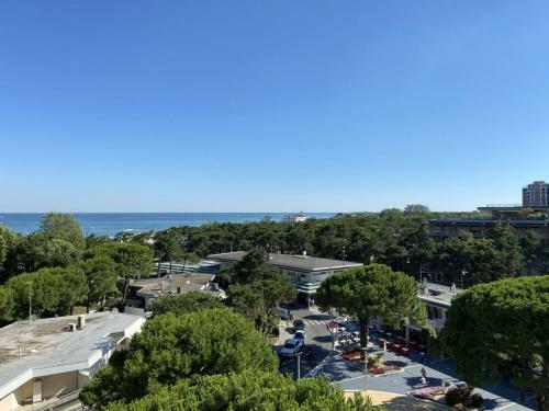 Apartment With Two Terraces Facing The Sea Next To The Beach
