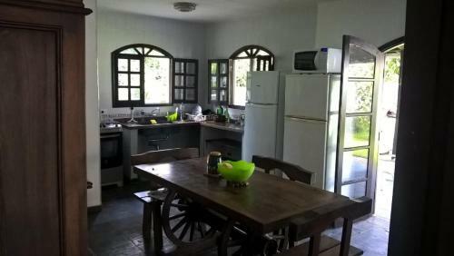 Casa, Quarto Inteiro E Quarto Compartilhado Jur�ia