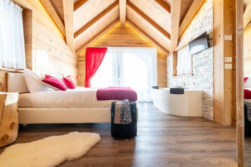 Chalet Imbosc'ch� - 5 Beautiful Rooms In Charming B&B