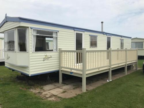 8 Berth On Coastfields (everglade)