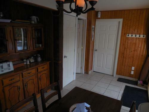 Chalets & Appartements Au Chant De La Rivi�re