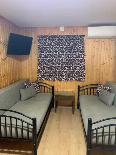 Hostal - Bungalows Camping C�ceres