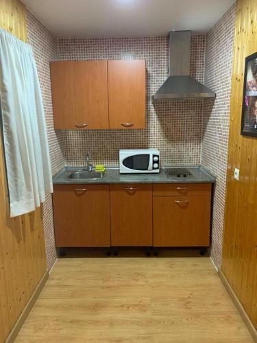 Hostal - Bungalows Camping C�ceres