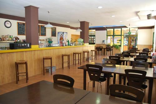 Hostal - Bungalows Camping C�ceres