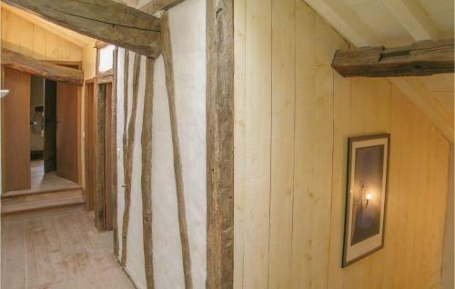 Six-bedroom Holiday Home In Beauville