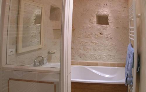 Six-bedroom Holiday Home In Beauville