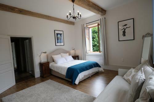 Hostal Hippolyte House
