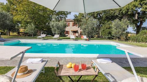 Villa Casale Le Tre Querce 8&1