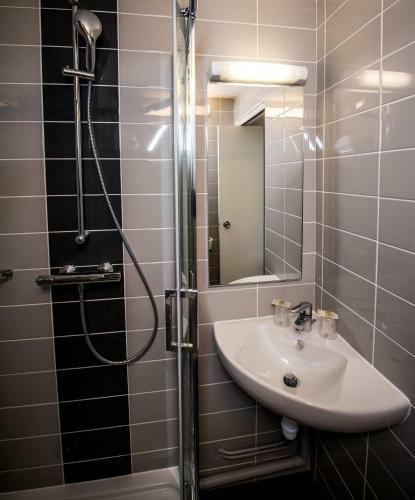Hotel Logis Carline H�tel Restaurant