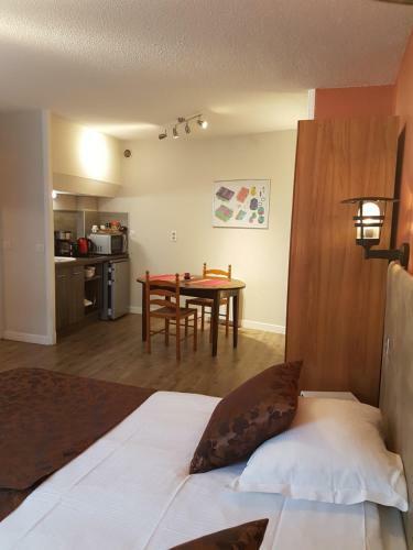 Apartamentos Oyonnax Bellignat Appart Hotel