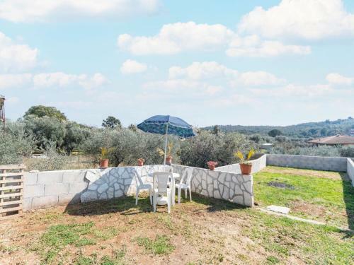 Tasteful Holiday Home In Priverno With Garden