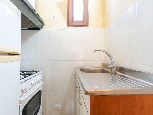 Pleasant Holiday Home In Priverno With Swimming Pool
