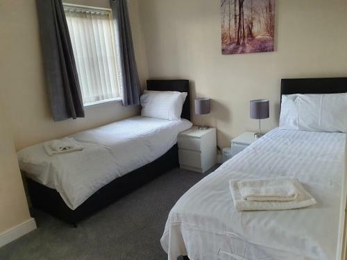 Dudley / Sedgley Entire 2 Bedroom Apartment