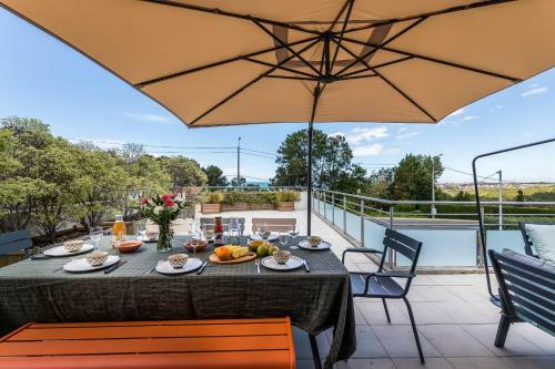 Tropical Keyweek Beautiful Architect Villa With Swimming Pool In Bidart