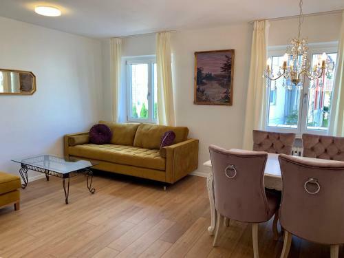 Apartamento K�niglich & Modern See- Und Zentrumsnah