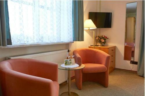 Hostal G�stehaus Bauer Am Golfplatz