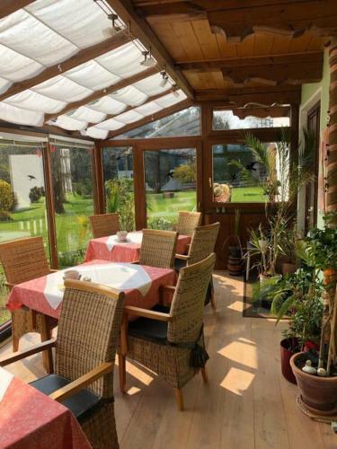Hostal G�stehaus Bauer Am Golfplatz