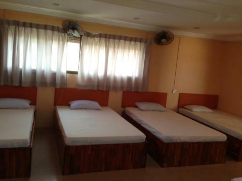 Hostal Grand View Guesthouse