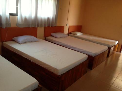 Hostal Grand View Guesthouse