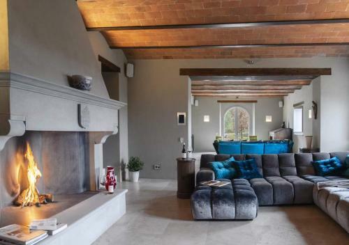 Villa Pianvecchio By Mc Luxury Rentals