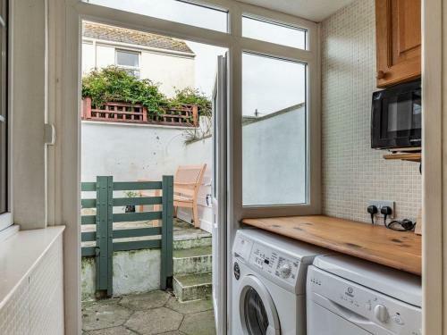 Ebb Tide Cottage