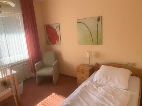 Albergue 1 Bett Zimmer In Ehemaligem Hotel F�r Kurz Oder Lang (Z2)
