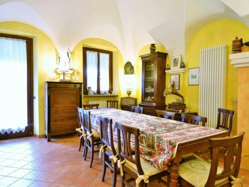 Charming Holiday Home In Niella Tanaro With Garden