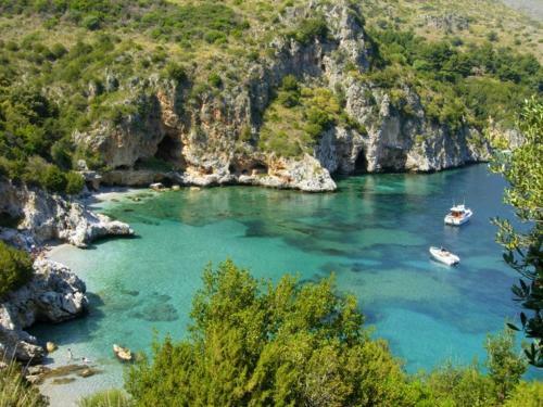 Apartamento Tra Montagne E Mare