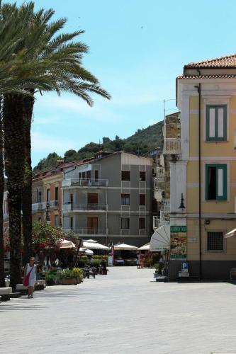 Apartamento Tra Montagne E Mare