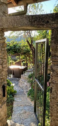 Rustico Lago Di Como B&B