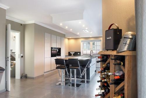 Apartamento Newly Built Villa In A Classicistic Style