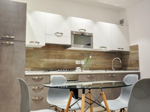 Locazione Turistica Luxury Apartments-3
